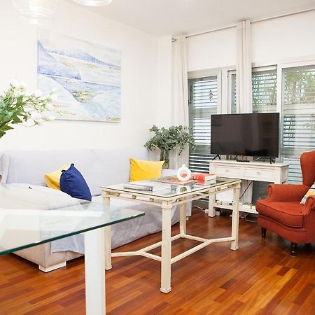 Charming Apartment With Pool And Garage 塞维利亚 外观 照片