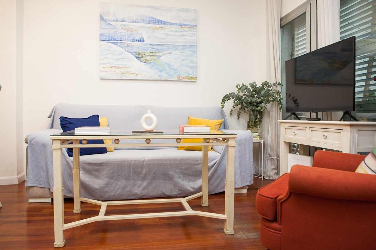Charming Apartment With Pool And Garage 塞维利亚 外观 照片