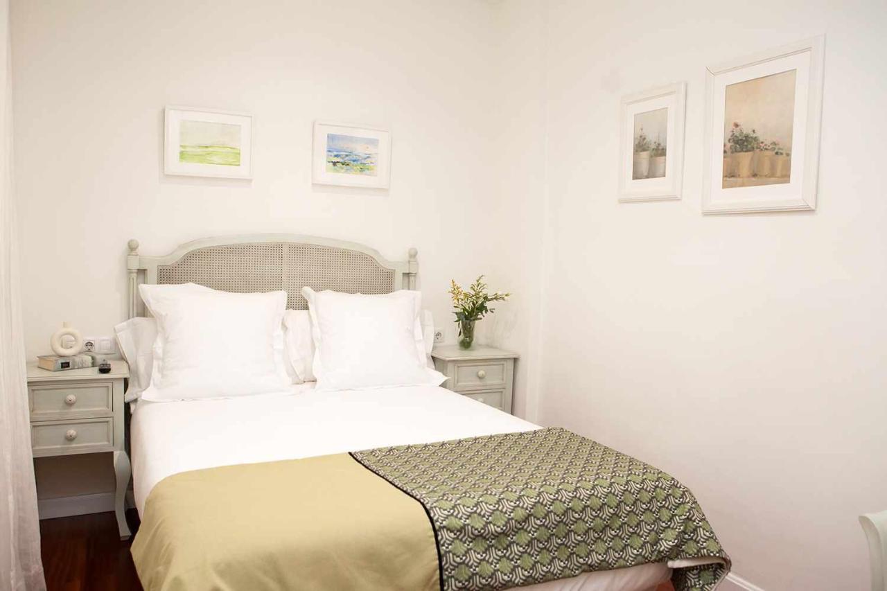 Charming Apartment With Pool And Garage 塞维利亚 外观 照片
