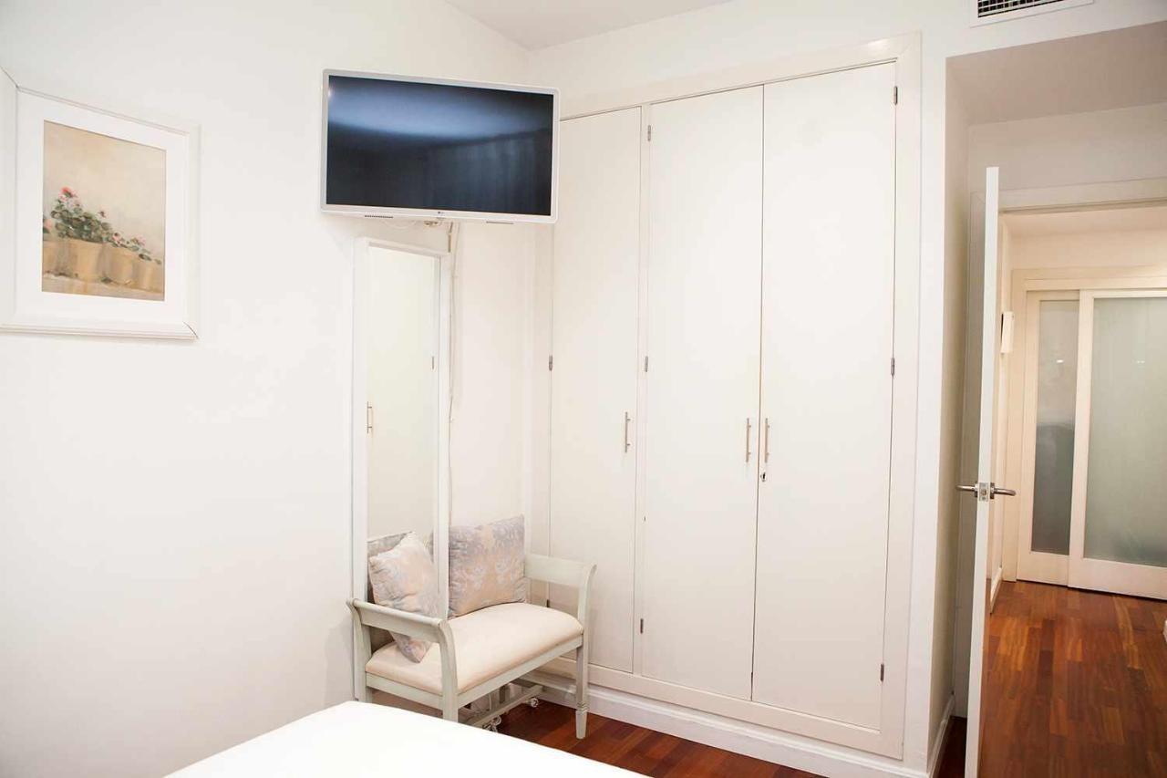 Charming Apartment With Pool And Garage 塞维利亚 外观 照片
