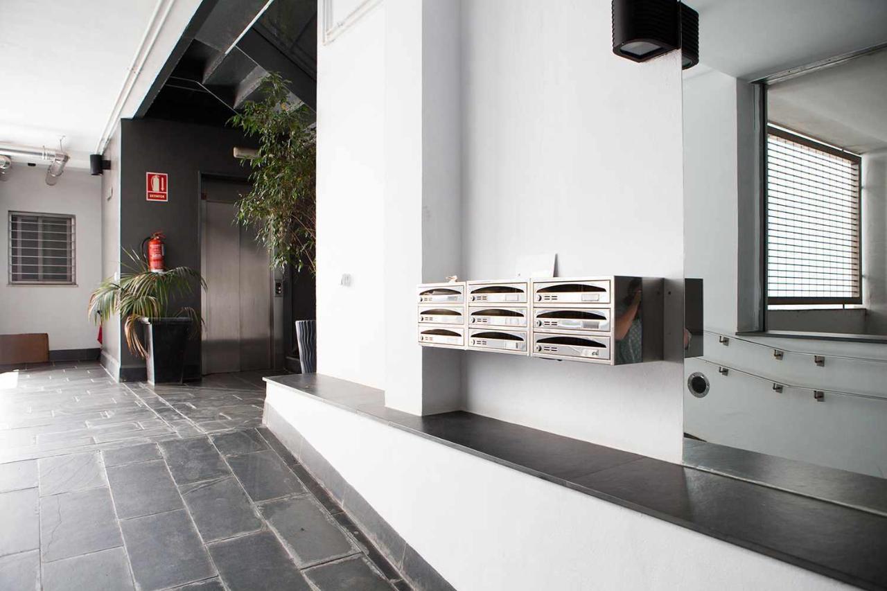 Charming Apartment With Pool And Garage 塞维利亚 外观 照片